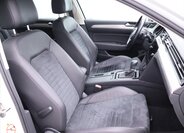 Volkswagen Passat 13