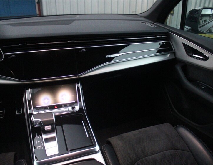 Audi Q7 20