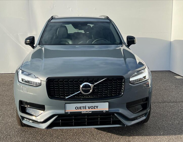 Volvo XC90 SUV / Terénní 2,0 l 173 kw