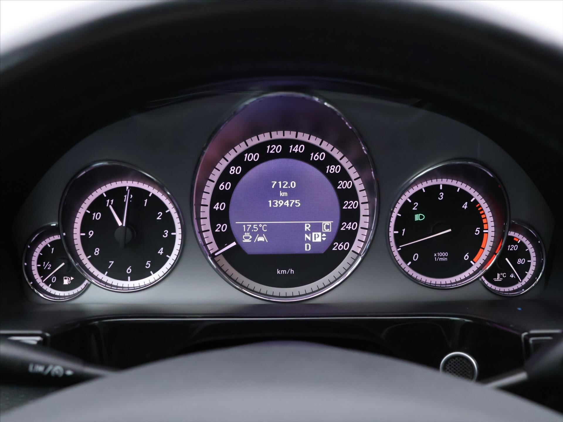 Mercedes-Benz Třídy E Sedan 3,0 l 150 kw