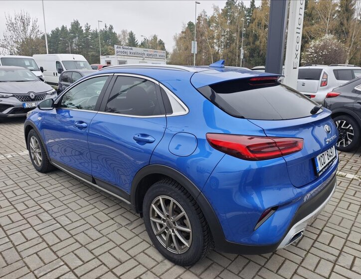 KIA XCeed SUV / Terénní 1,5 l 118 kw