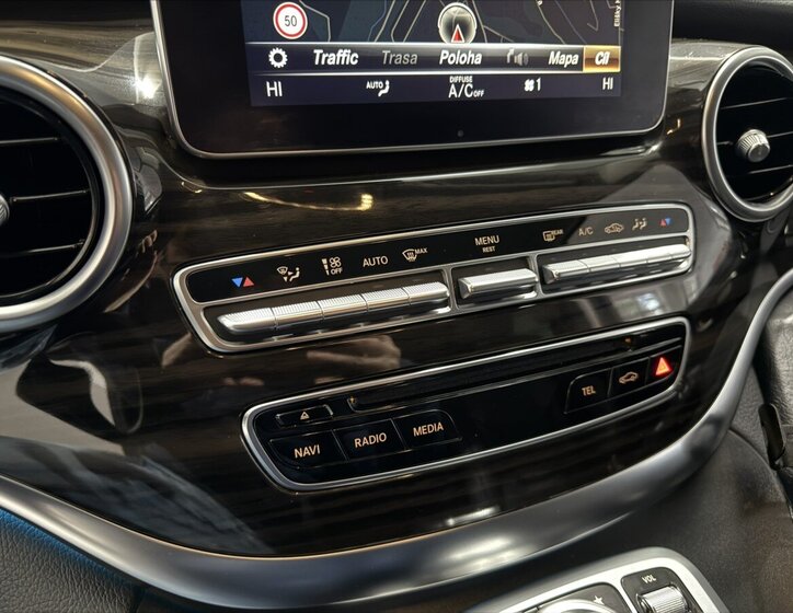 Mercedes-Benz Třídy V 18