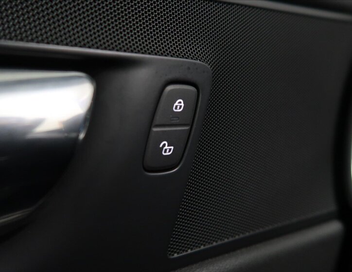 Volvo XC60 SUV 2,0 l 140 kw