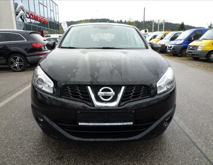 Nissan Qashqai SUV / Terénní 2,0 l 104 kw