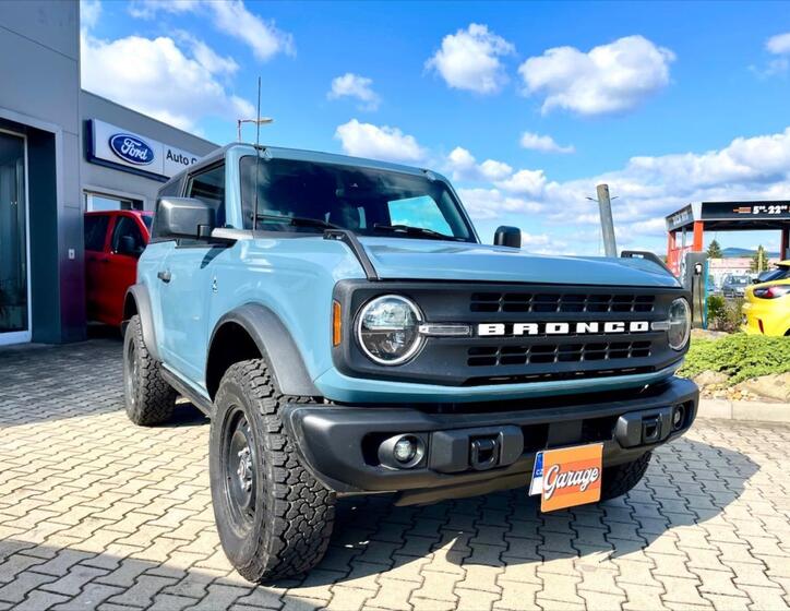 Ford Bronco 3