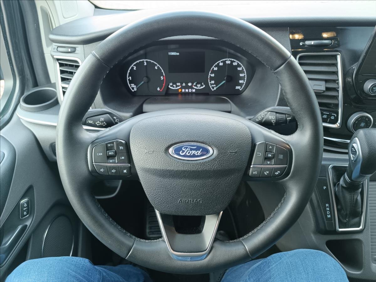 Ford Tourneo Custom MPV 2,0 l 125 kw