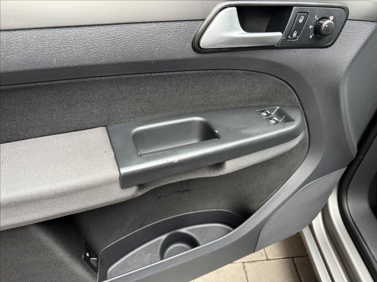 Volkswagen Touran MPV 1,9 l 77 kw