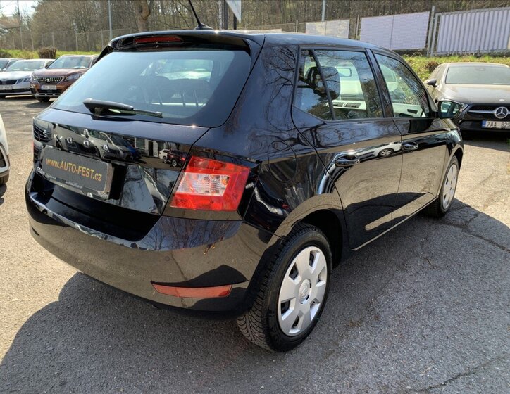 Škoda Fabia Hatchback 999,0 44 kw