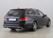 Mercedes-Benz Třídy E Kombi 3,0 l 190 kw