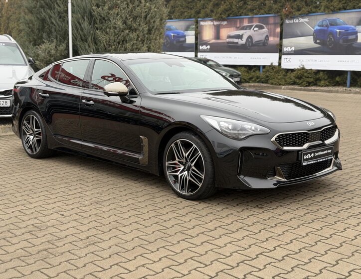 KIA Stinger 2