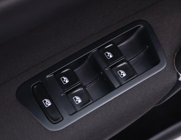 Volkswagen Golf Sportsvan 17