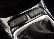 Opel Crossland X SUV / Terénní 1,2 l 61 kw