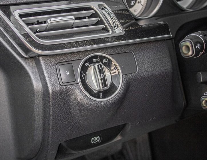 Mercedes-Benz Třídy E Kombi 3,0 l 190 kw