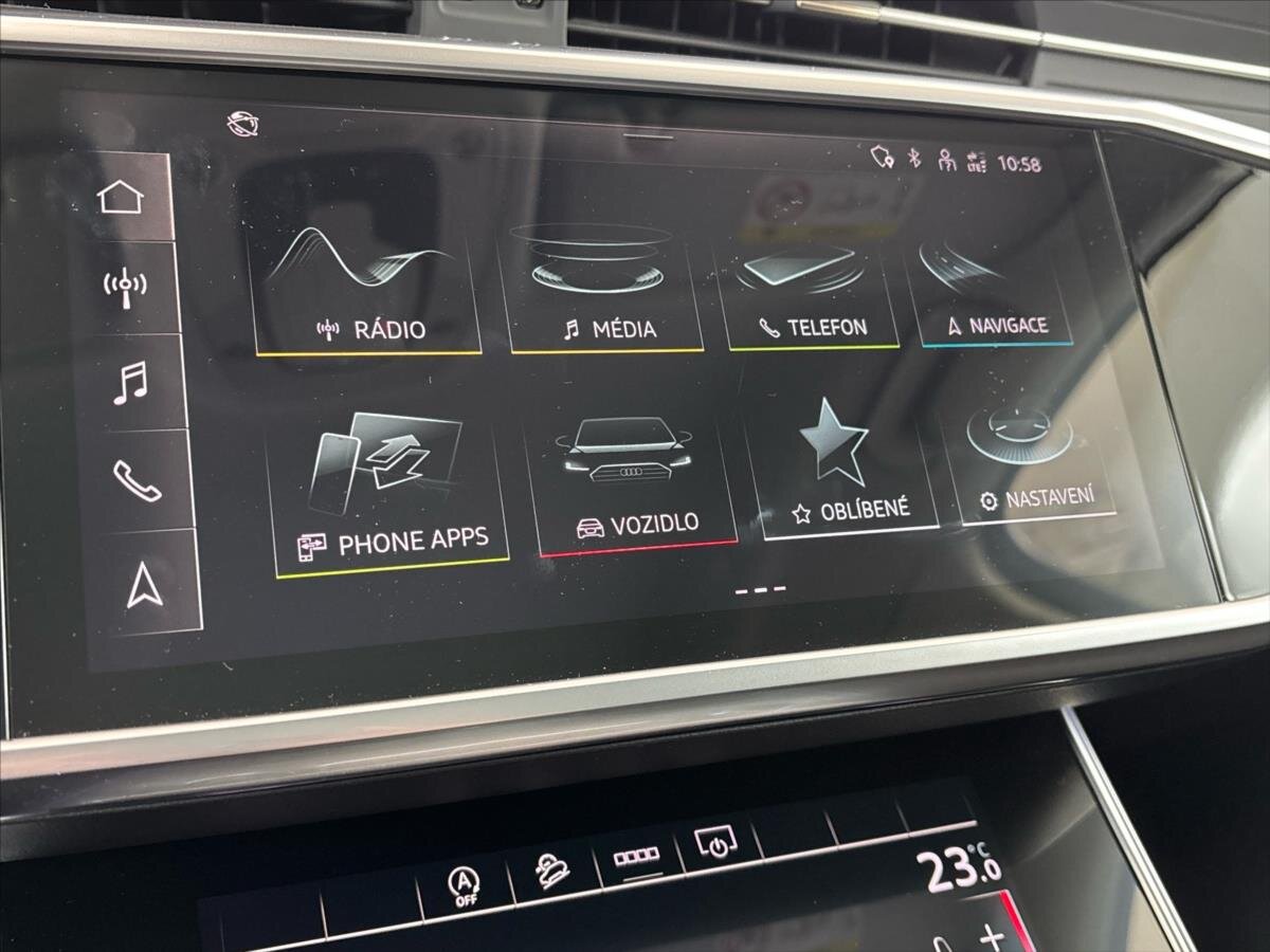 Audi A6 Allroad Kombi 3,0 l 253 kw