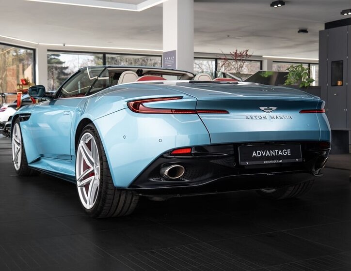 Aston Martin Ostatní Kabriolet 4,0 l 500 kw