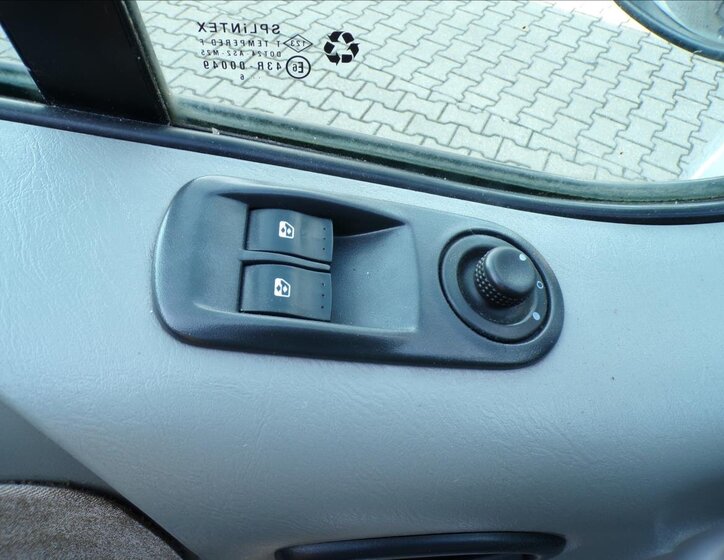 Renault Trafic Kombi 1,9 l 74 kw