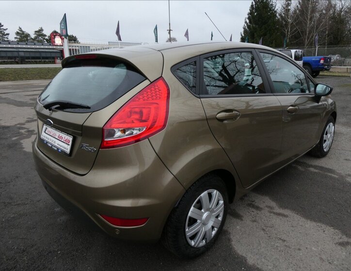 Ford Fiesta 9