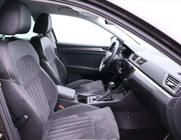 Škoda Superb Kombi 2,0 l 110 kw