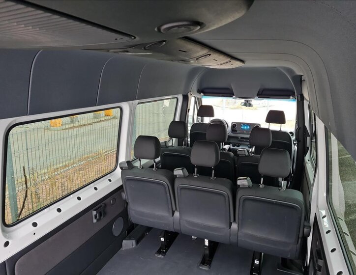 Mercedes-Benz Sprinter 18