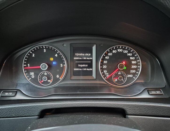 Volkswagen Multivan 27