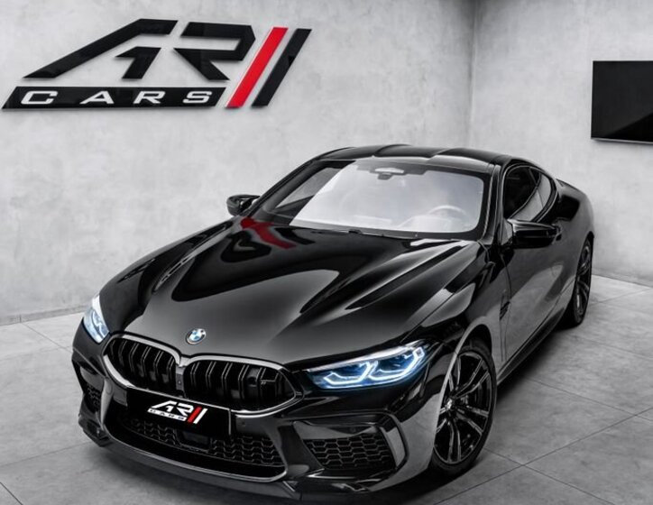 BMW M8 Kupé 4,4 l 460 kw