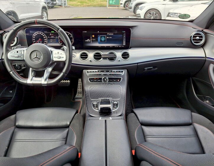 Mercedes-Benz Třídy E Kombi 3,0 l 320 kw