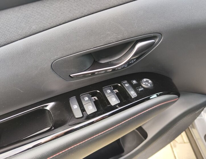 Hyundai Tucson SUV / Terénní 1,6 l 169 kw