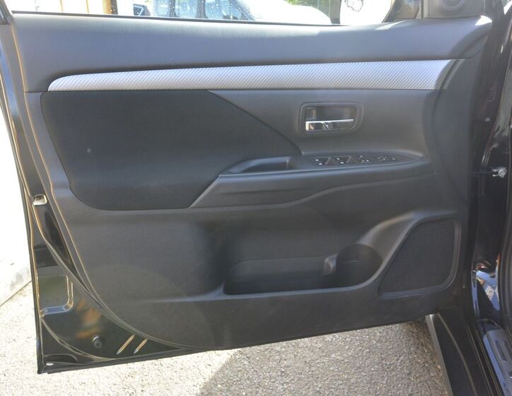 Mitsubishi Outlander 9