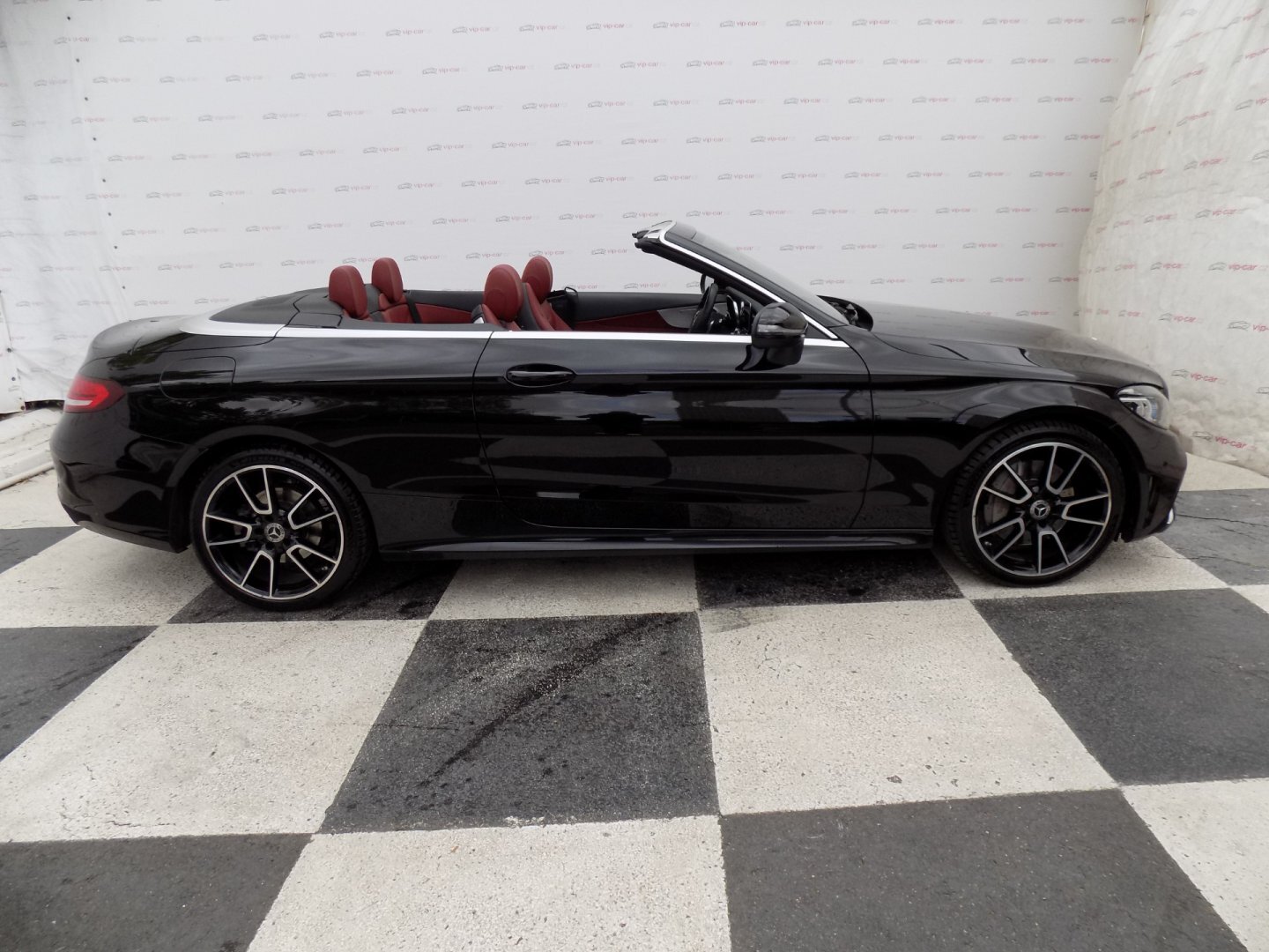 Mercedes-Benz Třídy C Kabriolet 3,0 l 245 kw