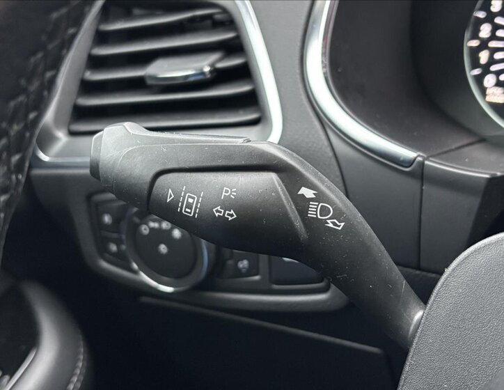 Ford S-MAX MPV 2,5 l 140 kw