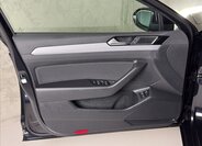 Volkswagen Passat Kombi 1,4 l 160 kw