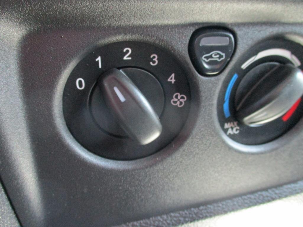 Ford Transit Skříň 2,0 l 96 kw