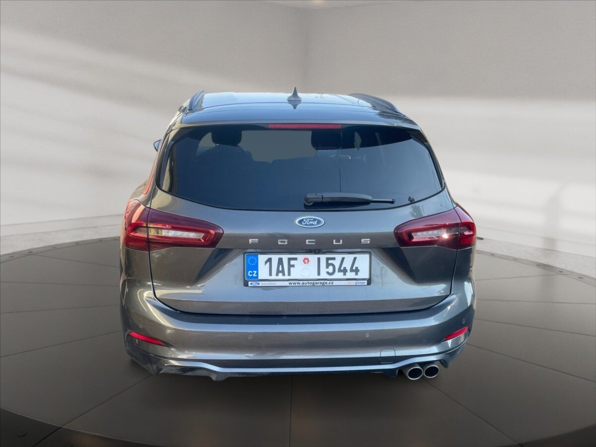 Ford Focus Kombi 999,0 114 kw