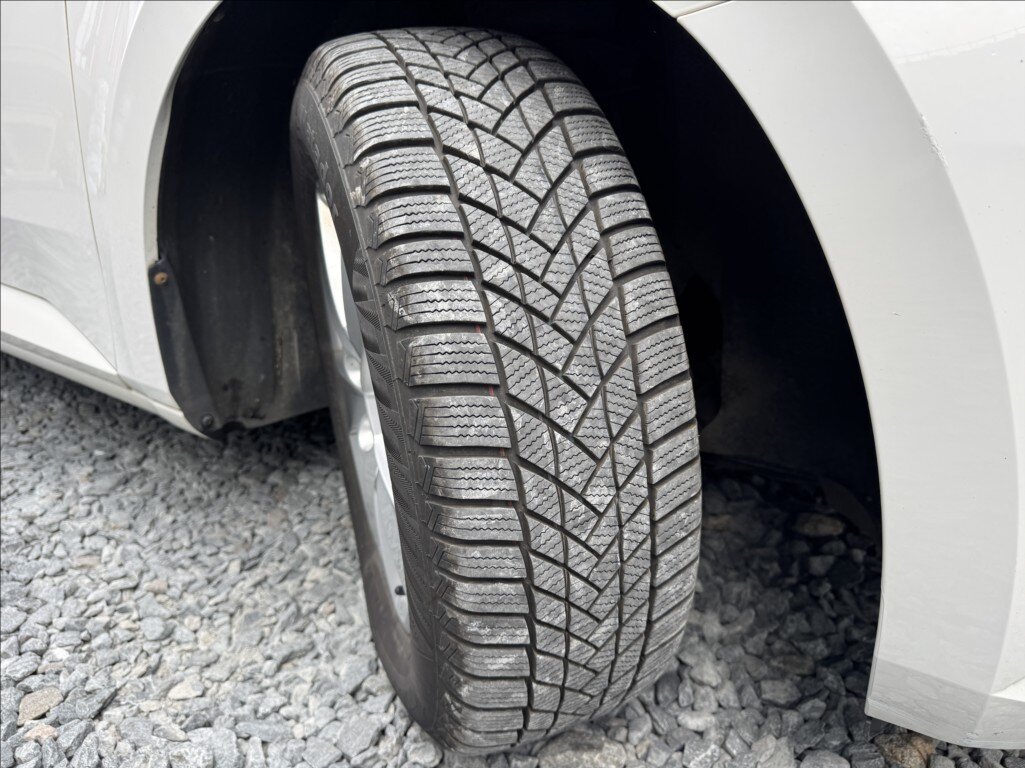 Škoda Superb Sedan / Limuzína 2,0 l 140 kw