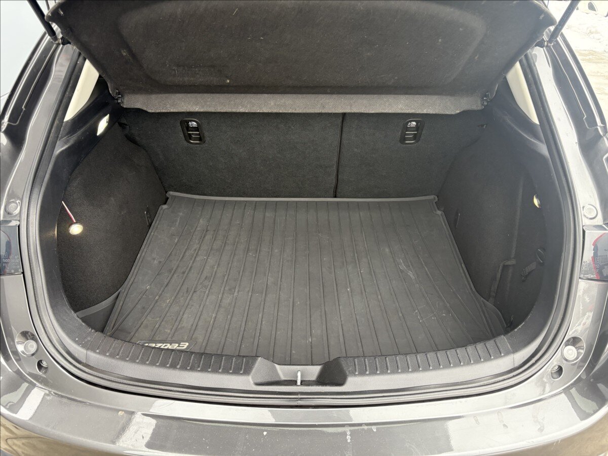 Mazda 3 Hatchback 2,0 l 88 kw