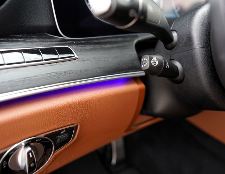 Mercedes-Benz Třídy E 33