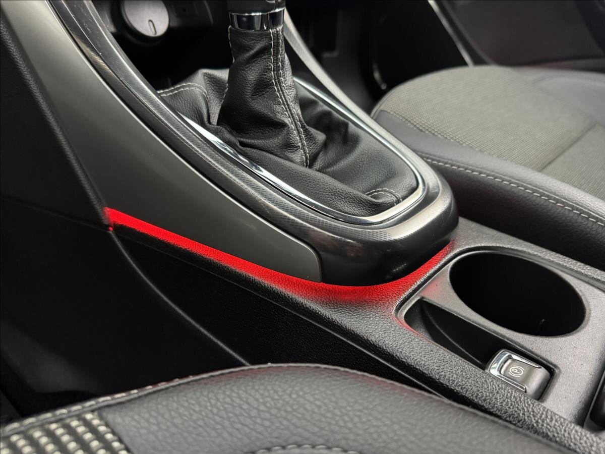 Opel Astra Hatchback 1,4 l 103 kw