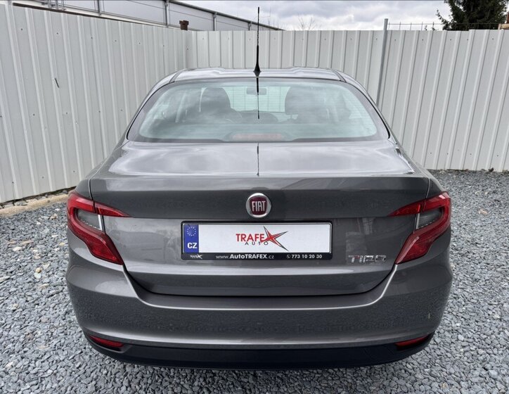 Fiat Tipo Sedan / Limuzína 1,4 l 70 kw