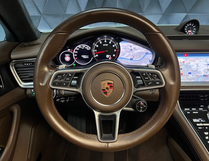 Porsche Panamera Kombi 4,0 l 338 kw