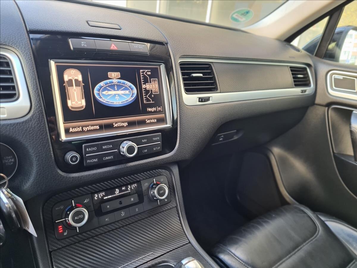 Volkswagen Touareg SUV 4,1 l 250 kw