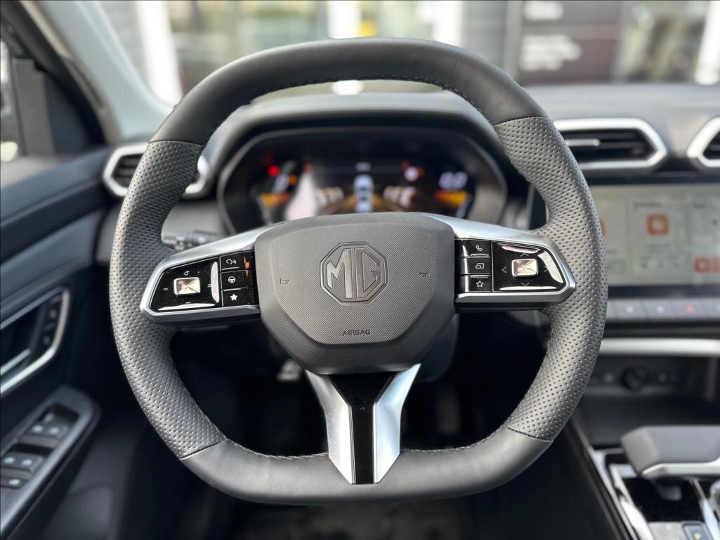 MG ZS SUV / Terénní 1,5 l 75 kw