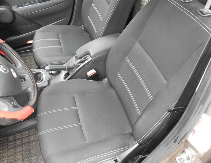 Renault Fluence Sedan / Limuzína 1,6 l 82 kw