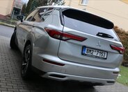 Mitsubishi Outlander SUV / Terénní 2,4 l 162 kw