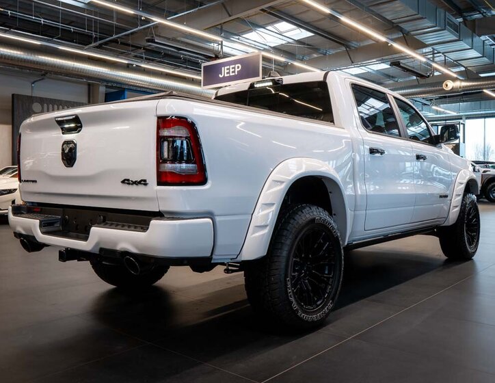 Dodge RAM Pick-up 5,7 l 291 kw