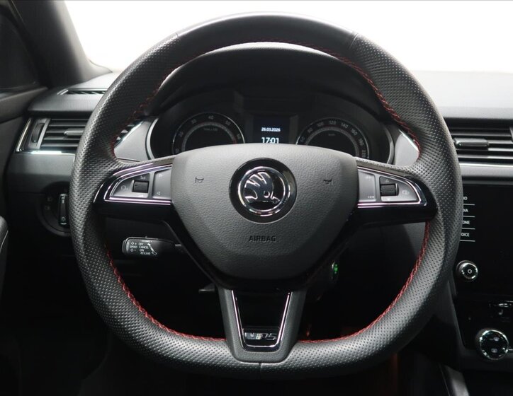 Škoda Octavia Kombi 2,0 l 180 kw