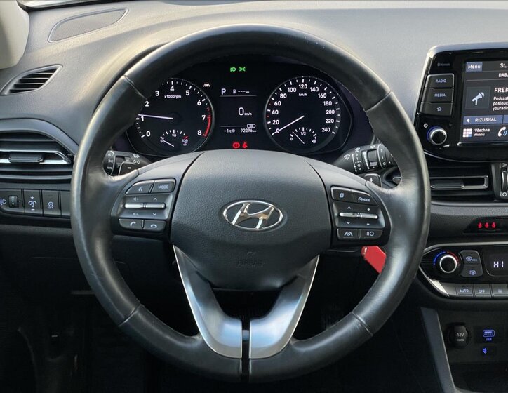 Hyundai i30 Kombi 1,5 l 118 kw