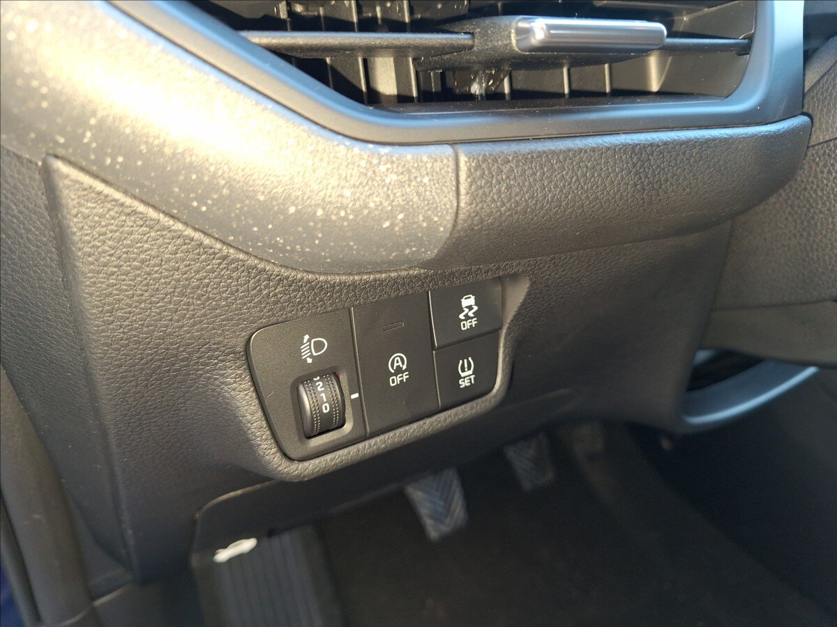 KIA Stonic SUV 998,0 74 kw