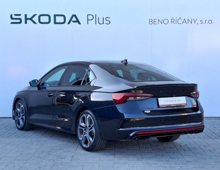Škoda Octavia Sedan / Limuzína 2,0 l 180 kw