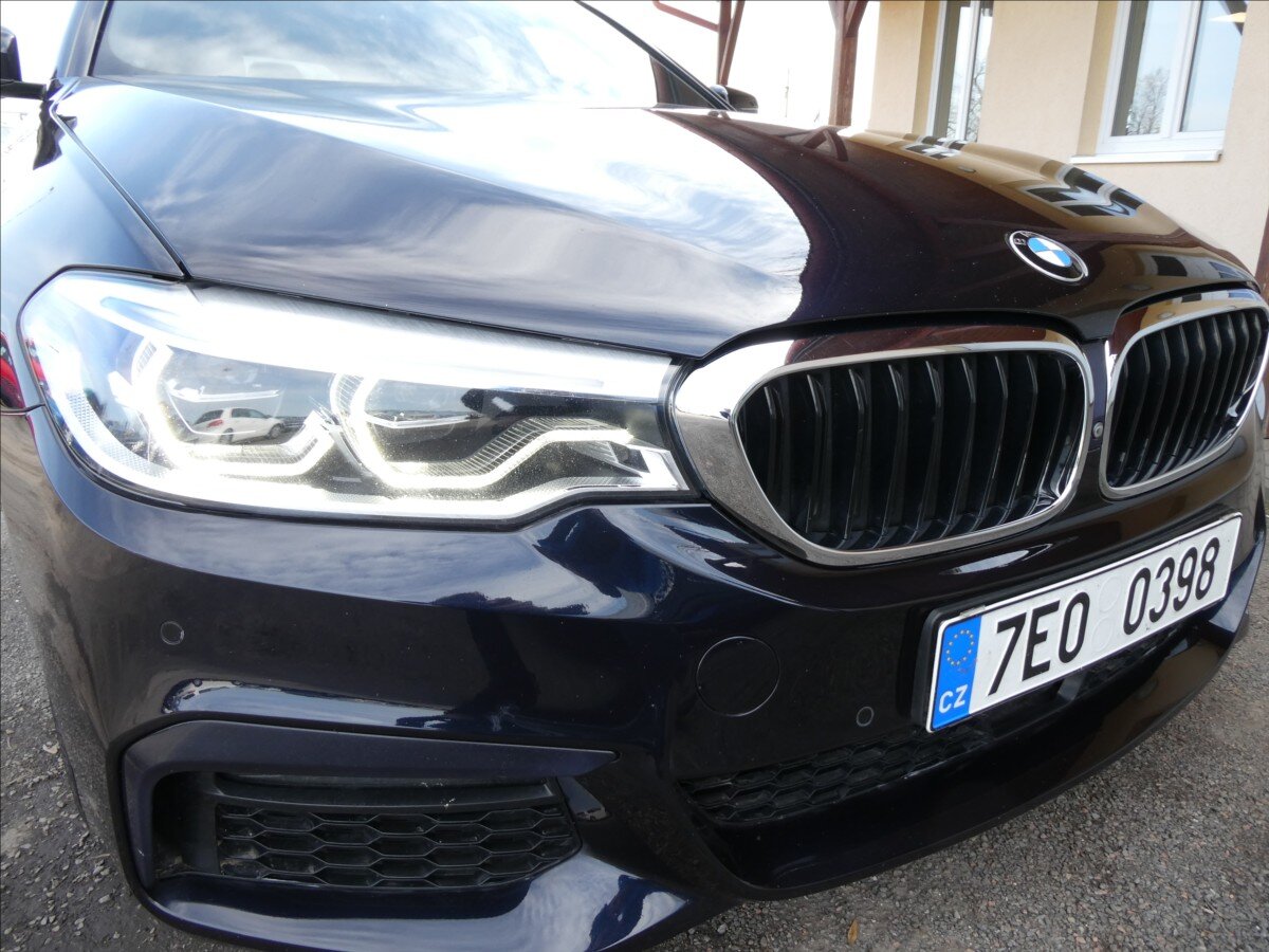 BMW Řada 5 Kombi 3,0 l 235 kw