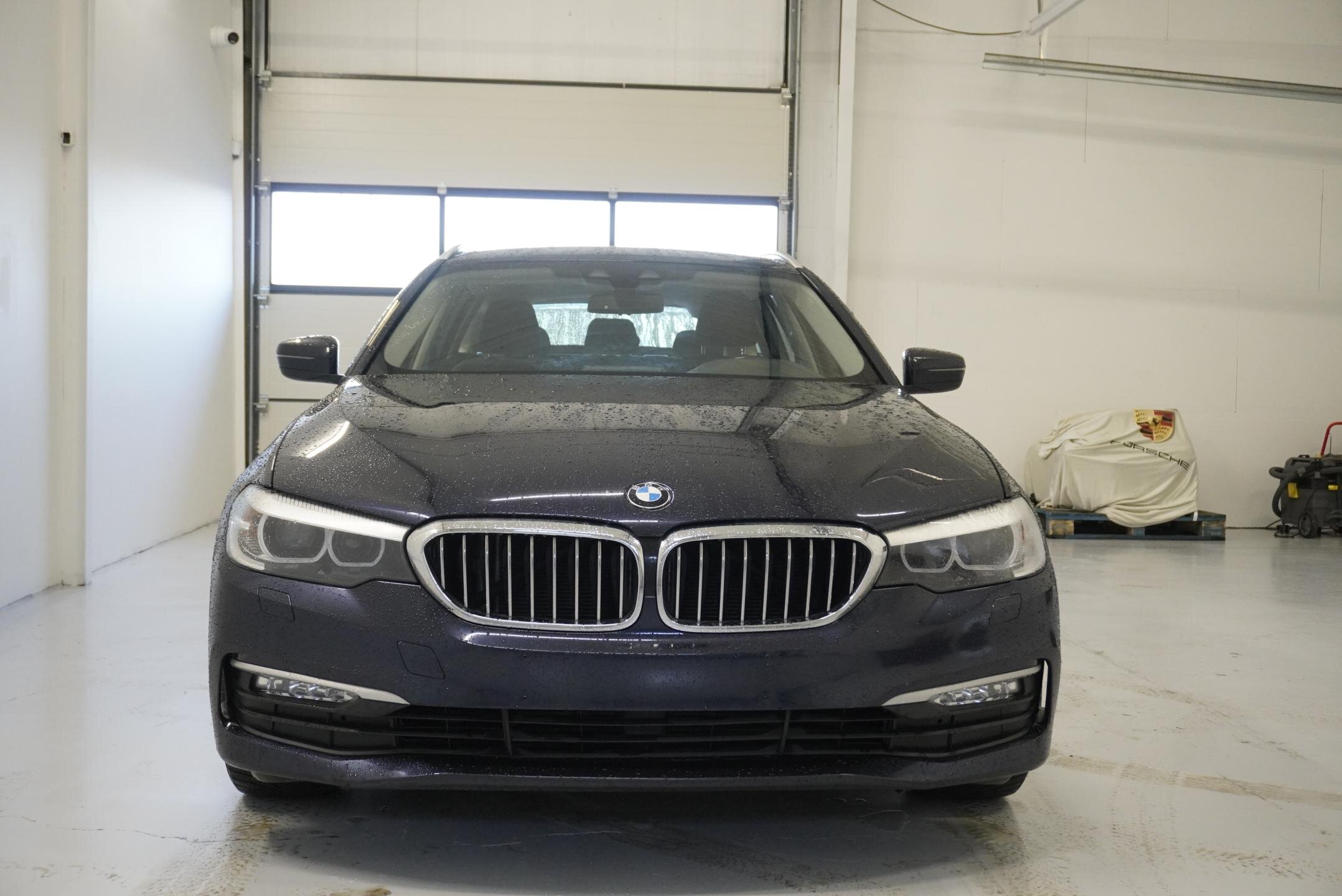 BMW Řada 5 Kombi 2,0 l 120 kw